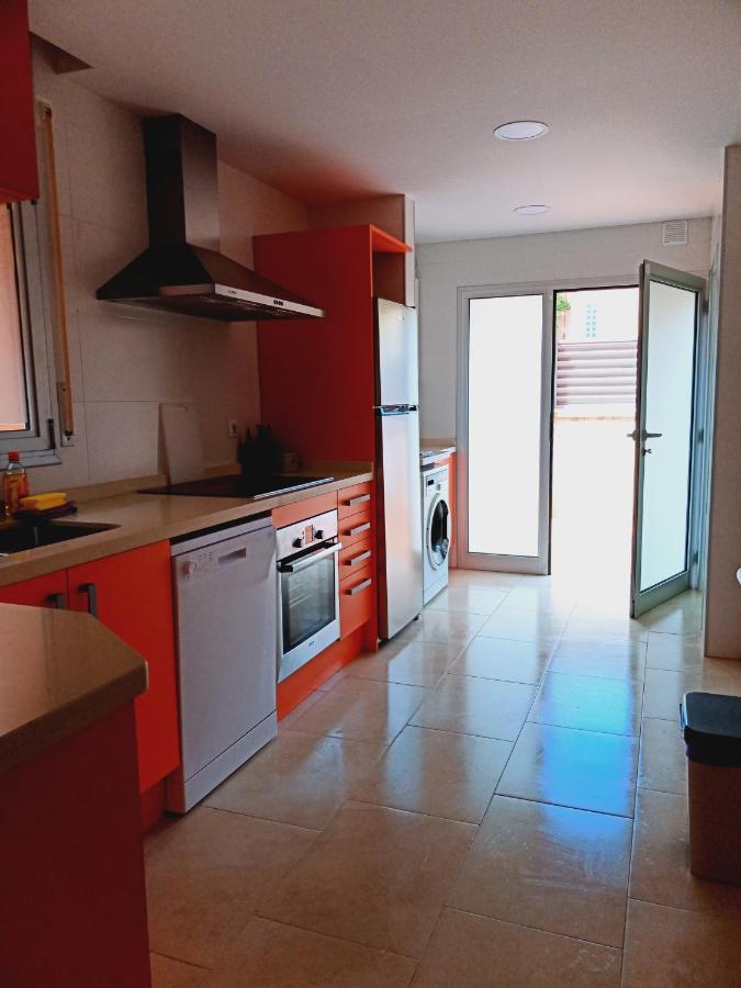 Chalet Amplio Con Jardin Y Zona Barbacoa. Reus Dış mekan fotoğraf