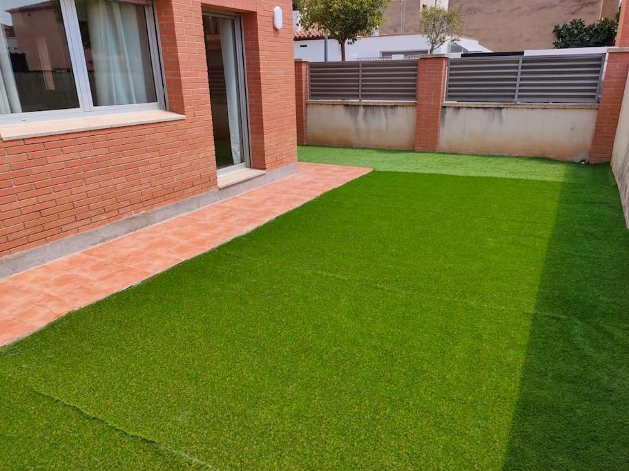 Chalet Amplio Con Jardin Y Zona Barbacoa. Reus Dış mekan fotoğraf
