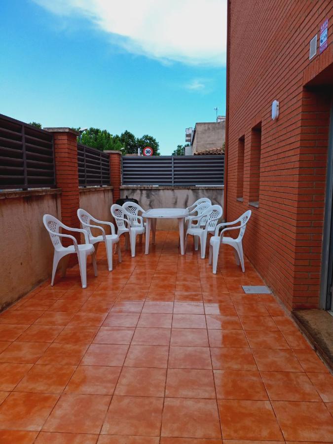 Chalet Amplio Con Jardin Y Zona Barbacoa. Reus Dış mekan fotoğraf
